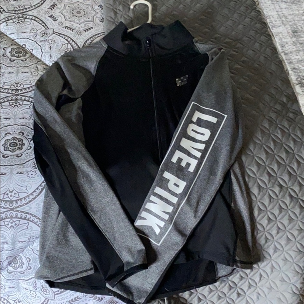 Women’s pullover